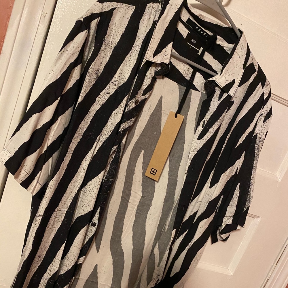 Oversized KSUBI button up loose shirt